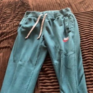 Nike medium joggers